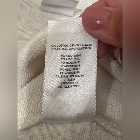 Tna Aritzia Cream Cropped Sweatshirt Airy AF Fleece Relaxed Fit Athleisure Small - Picture 9 of 9